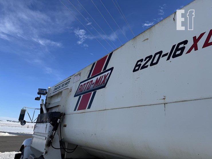 2014-kenworth-t370-image-36