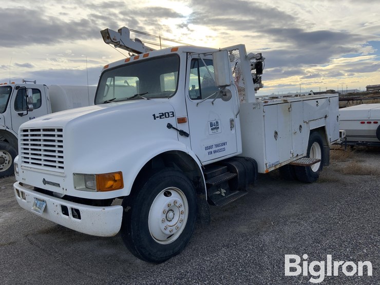 international-4900-image-1