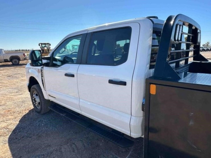 2024-ford-f350-image-7