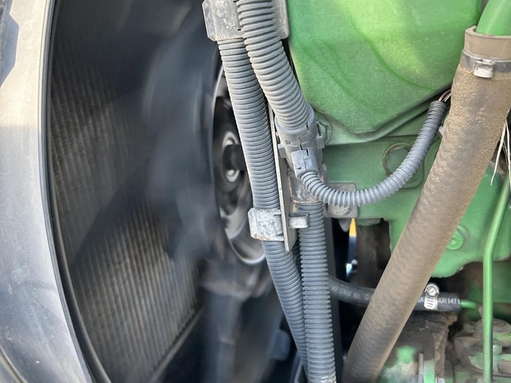 john-deere-7230-premium-image-58