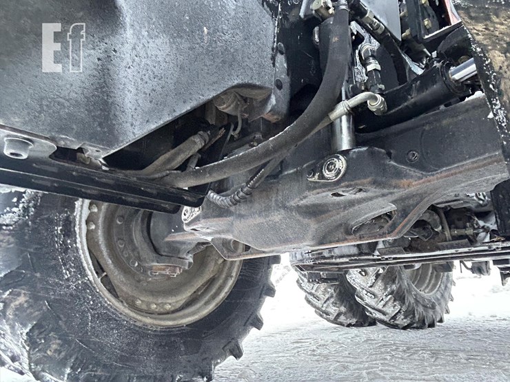 2022-case-ih-magnum-340-image-16