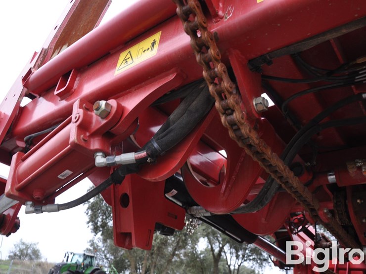 2022-proag-bale-titan-bale-skooper-image-15