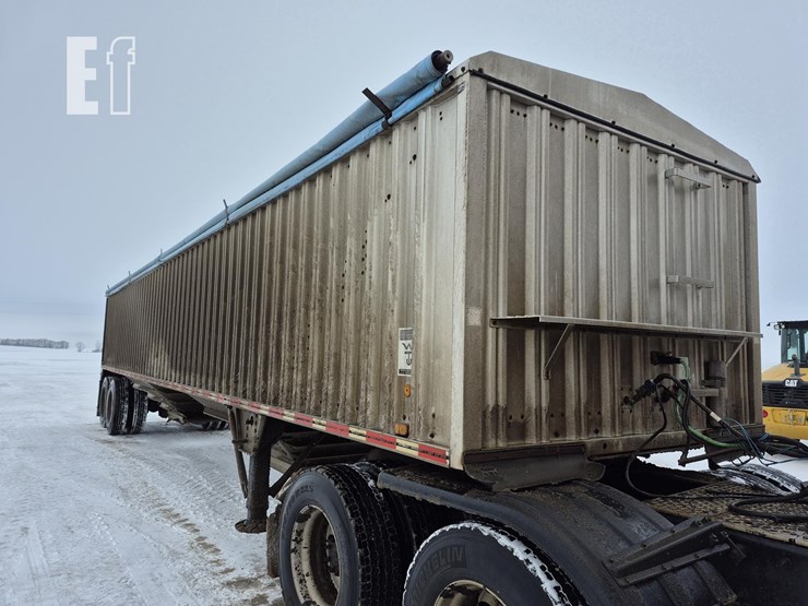 wilson-grain-trailer-image-2