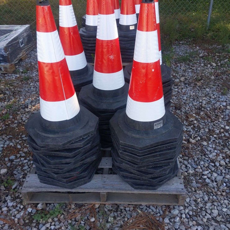 QTY (50) UNUSED SAFETY CONES