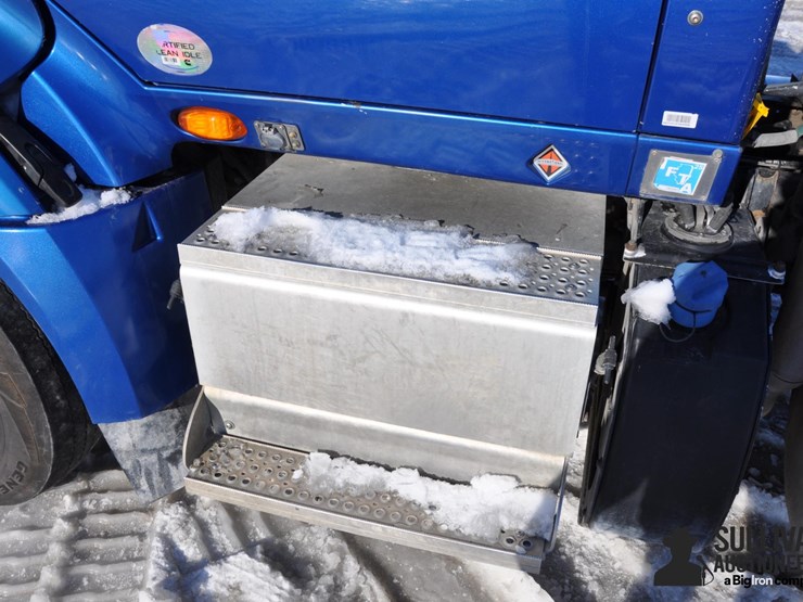 2014-international-prostar-image-16