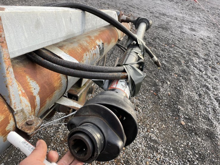 hutchinson-8x56-image-4