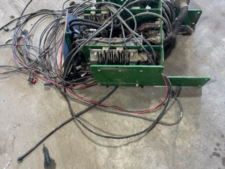 john-deere-planter-controller-(jm711)-image-2