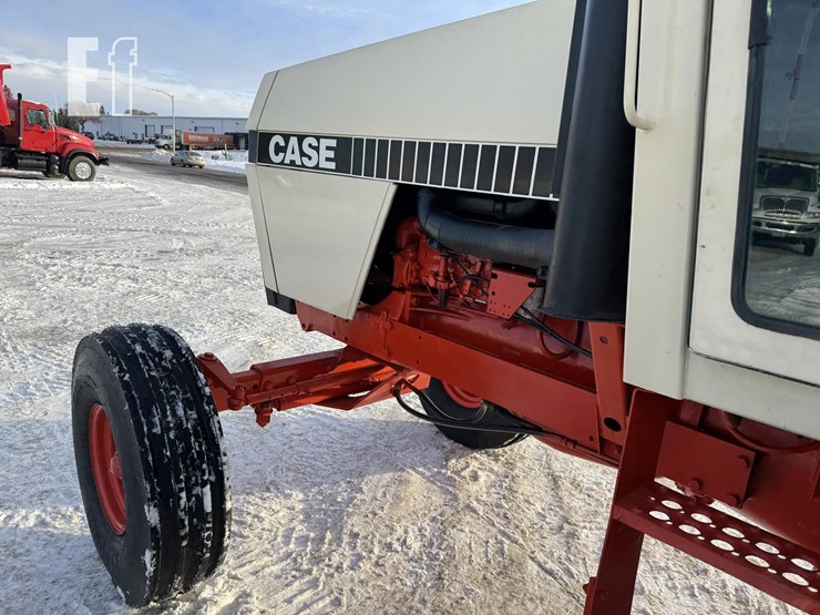 j-i-case-2290-image-13