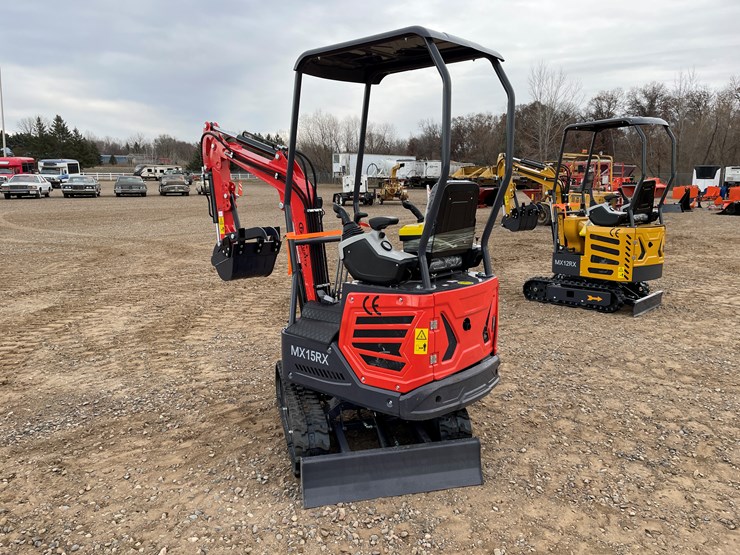 #9225-•-2025-unused-cfg-mini-excavator-image-3