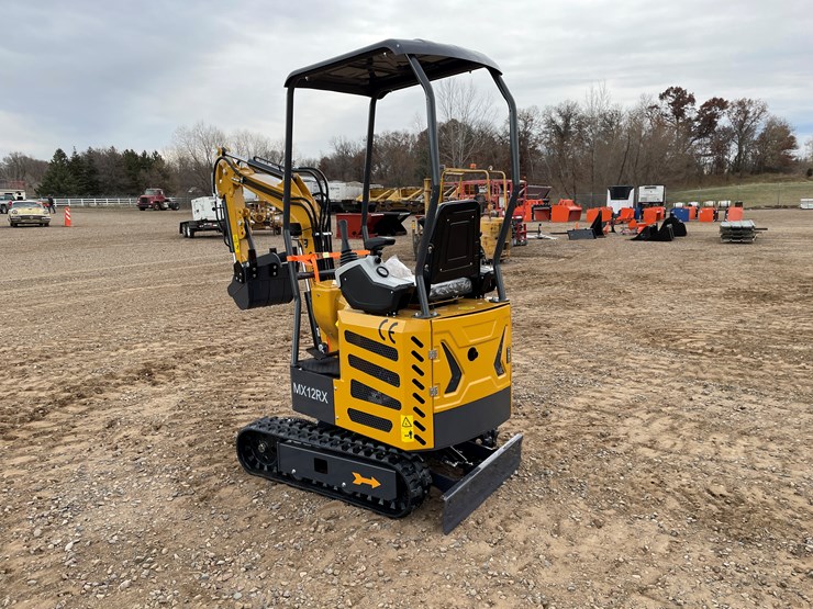 #9226-•-2025-unused-cfg-mini-excavator-image-2