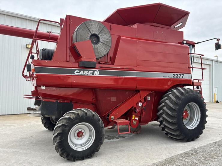 case-ih-2377-image-3