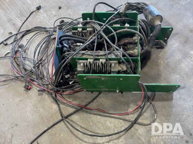 john-deere-planter-controller-(jm711)-image-1