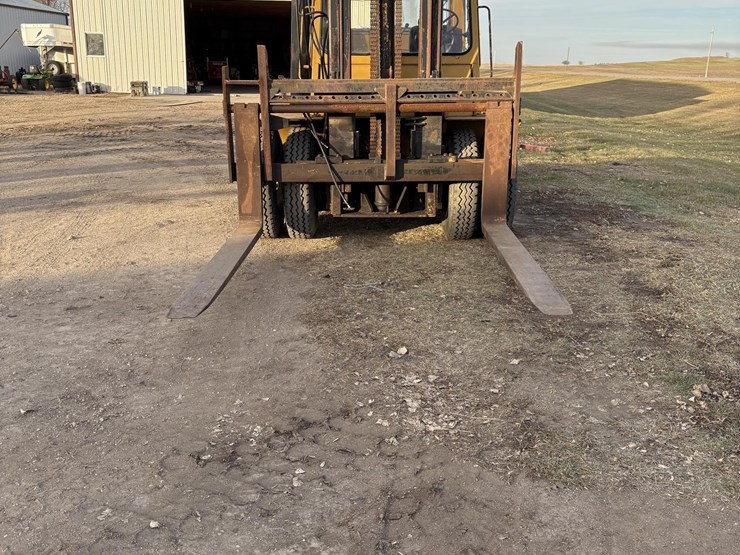 caterpillar-v200b-image-5