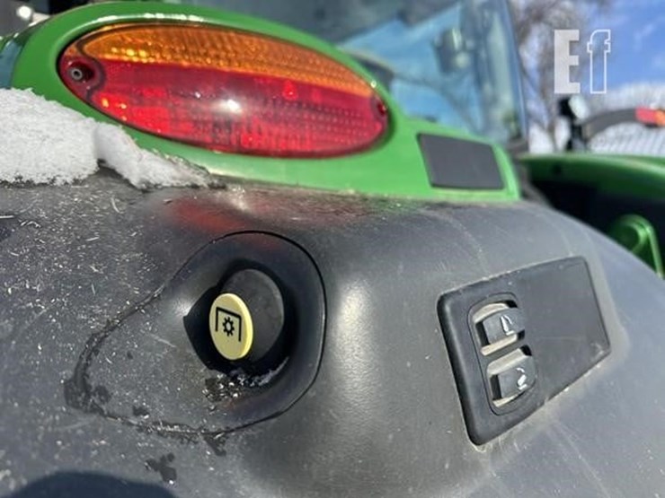 2023-john-deere-6r-155-image-70