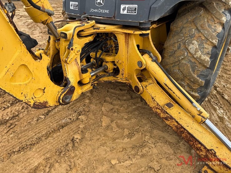 2005-deere-310sg-image-11