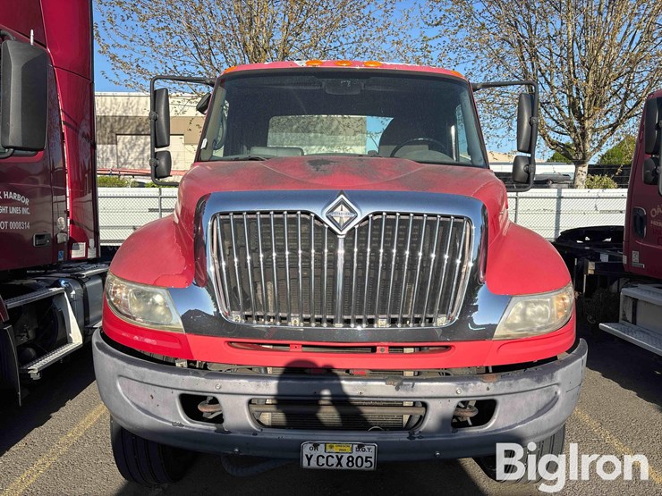 2006-international-durastar-4400-image-2