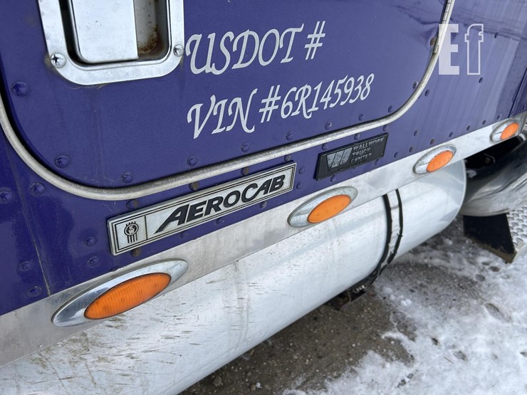 kenworth-w900-image-18