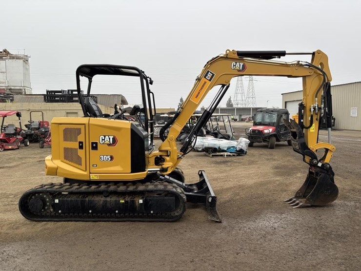 caterpillar-305cr-image-7