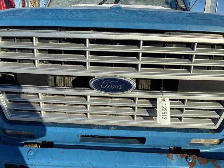 ford-f800-image-12