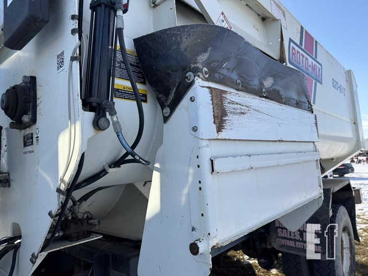 2014-kenworth-t370-image-100