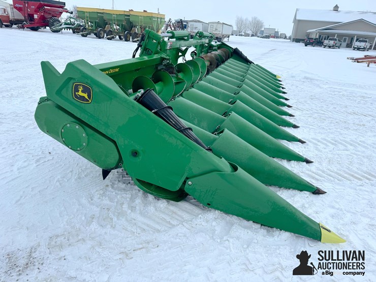 john-deere-c12f-image-3