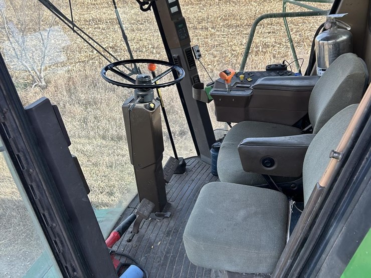 1993-john-deere-9600-image-59