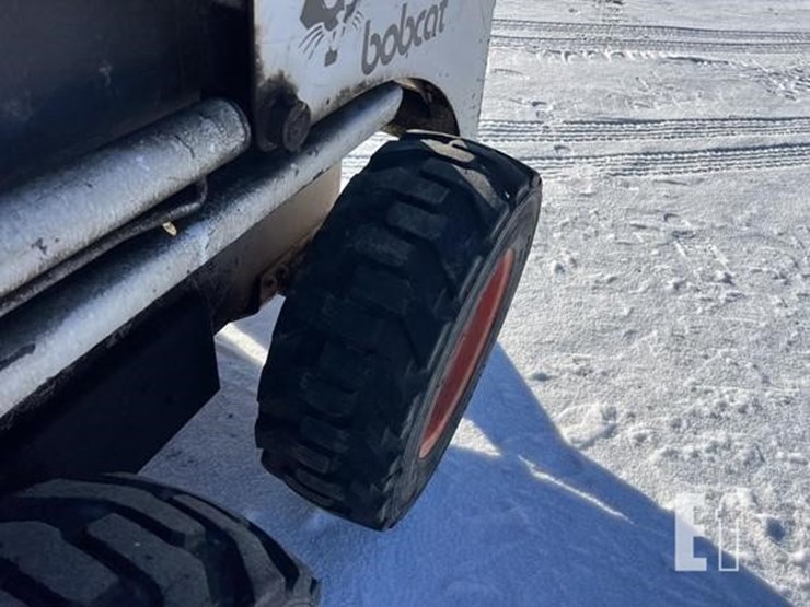 bobcat-742b-image-8