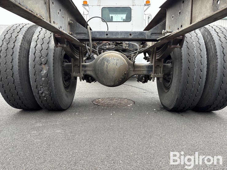 kenworth-t300-image-16