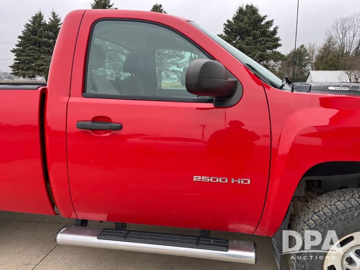 chevrolet-2500hd-image-23