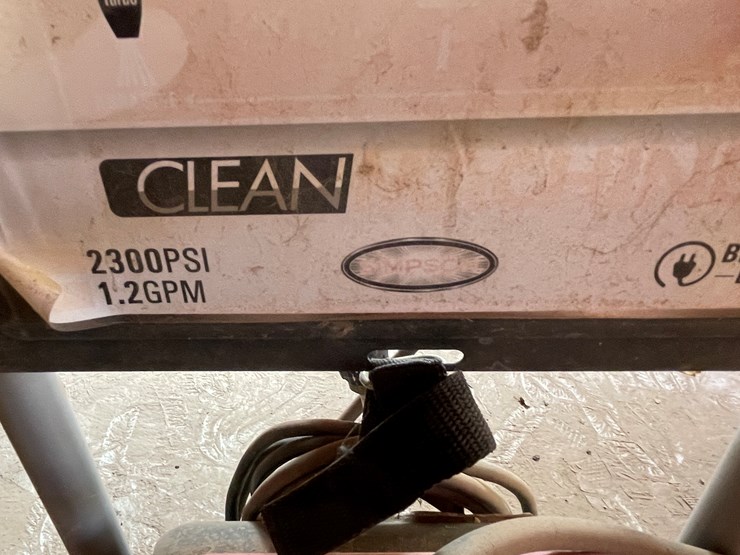 #3692-•-clean-machine-pressure-washer-image-2