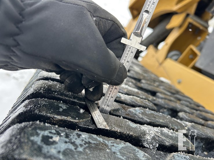 caterpillar-289d-image-25