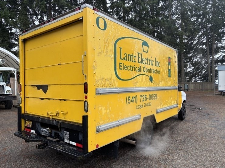 2006-ford-e350-image-5