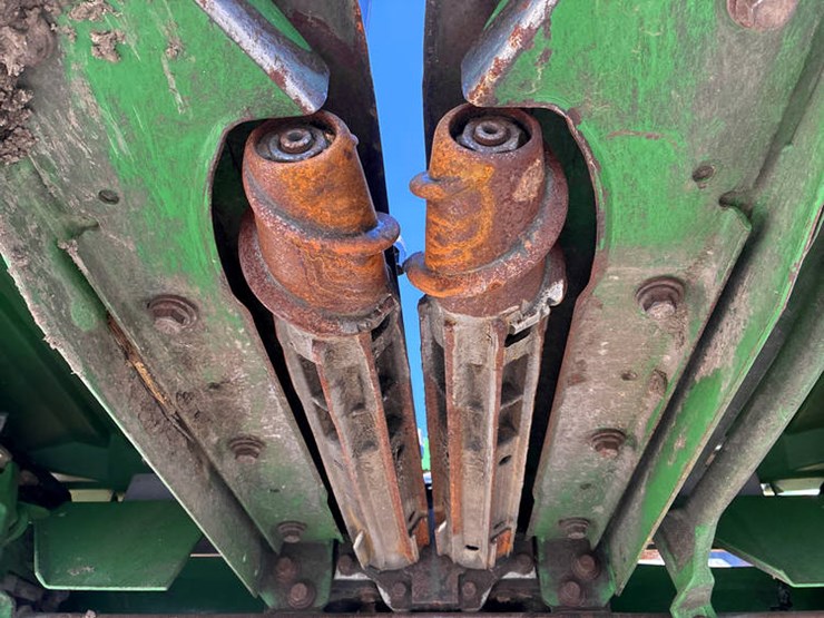 john-deere-612c-image-45