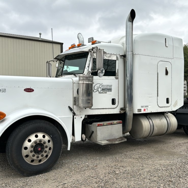 2006 PETERBILT 379