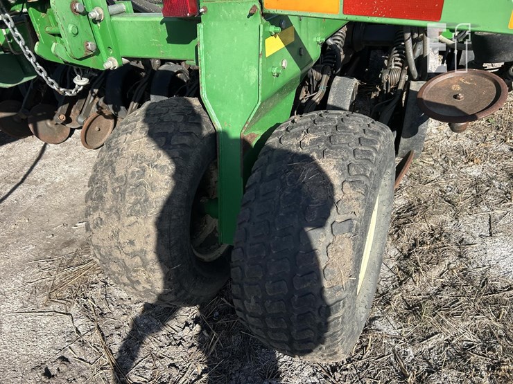 john-deere-1890-image-16