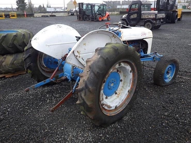 ford-tractor-image-5