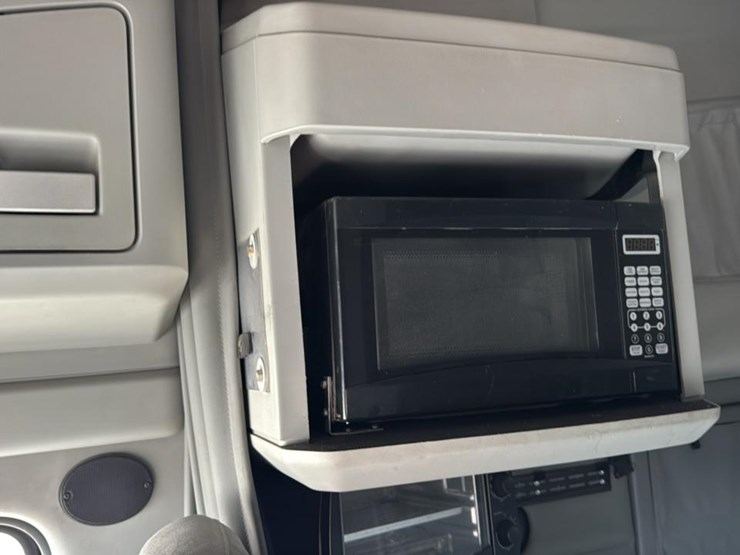 2019-kenworth-t680-image-70