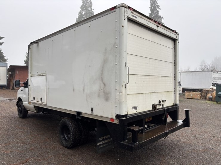 2005-ford-e450-sd-image-3