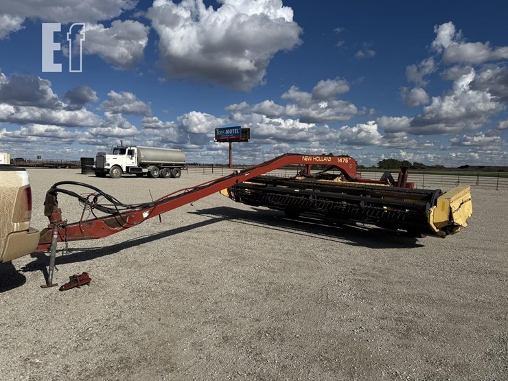 new-holland-1475-image-1