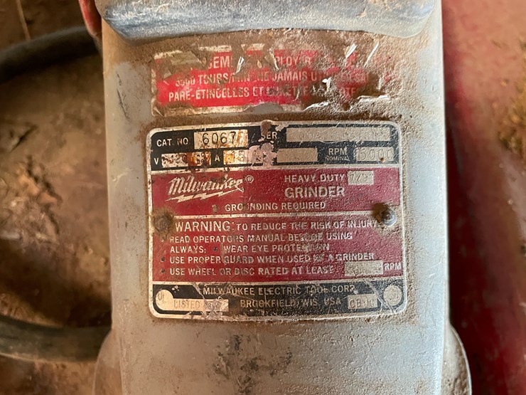 #3718-•-lot-of-power-tools-image-14