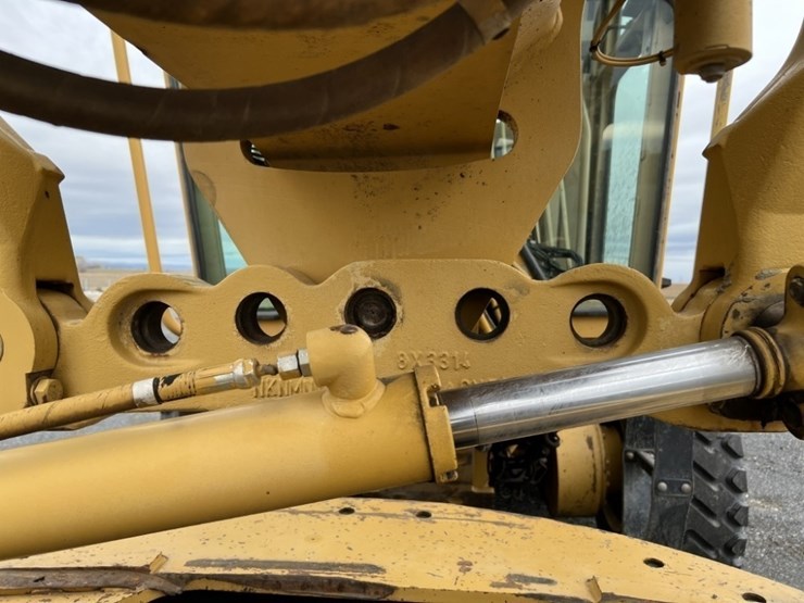 2006-caterpillar-160h-image-15