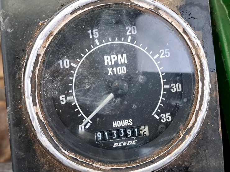 2010-deere-437c-image-9