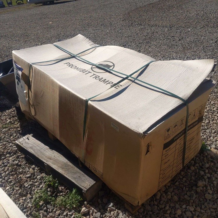 UNUSED ELECTRIC SCOOTER