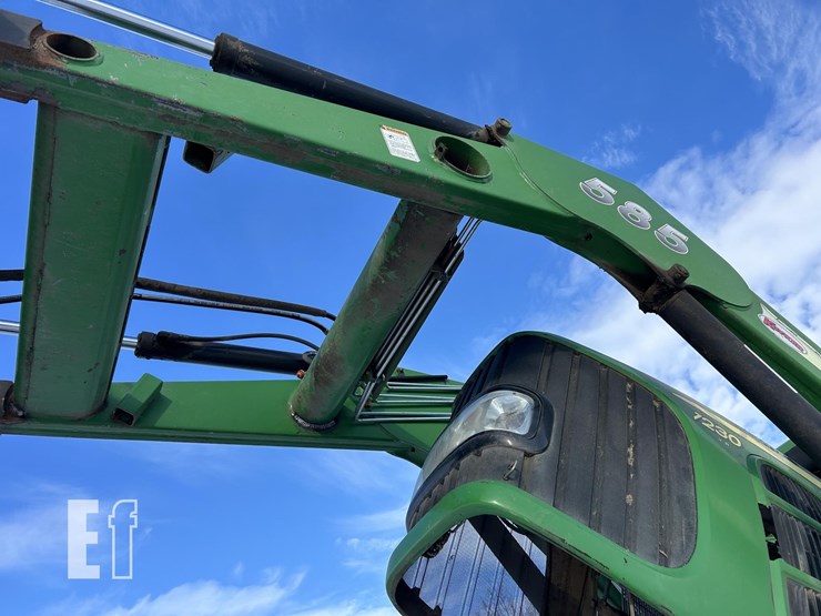 john-deere-7230-premium-image-61