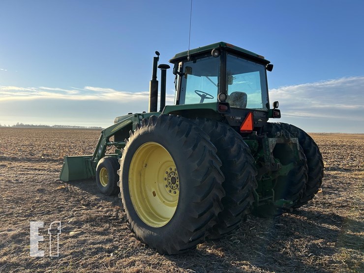 1983-john-deere-4650-image-3