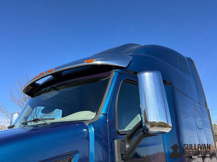 2020-peterbilt-579-image-16