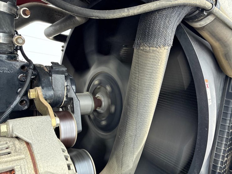 case-ih-magnum-190-image-65