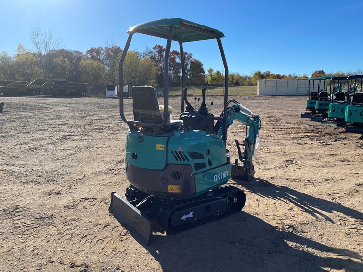 #9269-•-unused-2025-cfg-mini-excavator-image-3