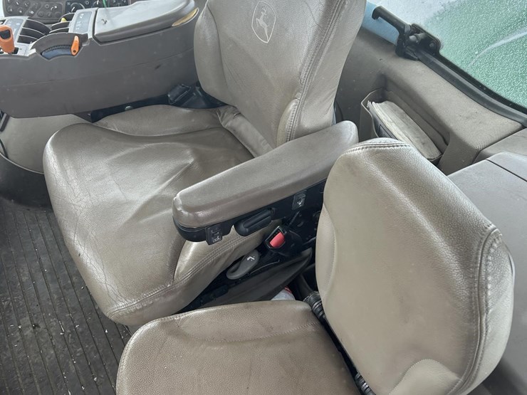 john-deere-9560r-image-78