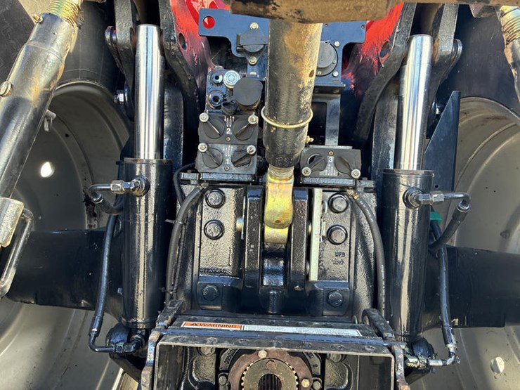 case-ih-mx215-image-28